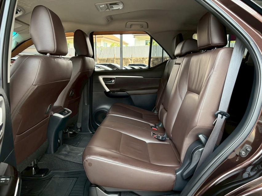 ปี 2017 TOYOTA FORTUNER, 2.4 V โฉม ปี15-ปัจจุบัน รูปที่ 6