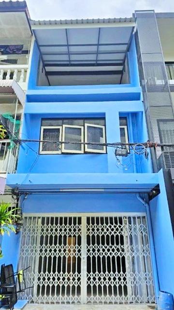 รีโนเวทใหม่ อ่อนนุช 600 ม. 2-3 นอน 1-2 น้ำให้เช่าอาคารพาณิชย์ 3 ชั้น BTSบางจาก 300ม.ซ.สุขุมวิท91-99 เซ็นจูรี่ เดอะมูฟวี่ 3