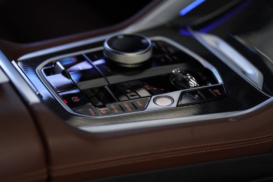 BMW X6 xDrive40i M-Sport LCI 2024 รถสวยพร้อมใช้สุด รูปที่ 12