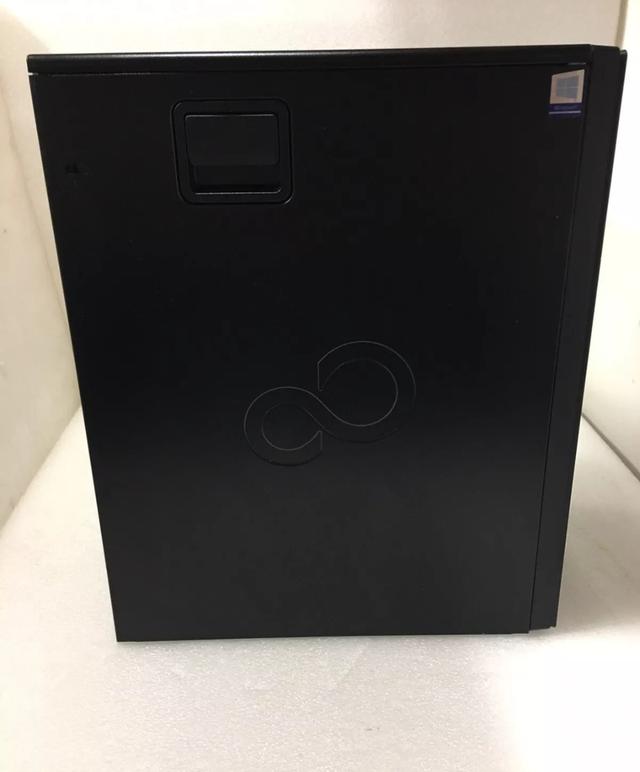 Fujitsu Espriimo P958 3