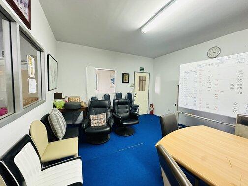 ขายที่ดินพร้อมโกดัง  ใกล้ถนนสุวินทวงศ์ อำเภอเมืองฉะเชิงเทรา  5