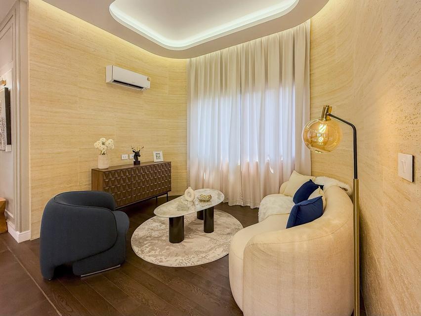 ขาย / ให้เช่าบ้านเดี่ยว 2 ชั้น  บ้านหรูสไตล์คฤหาสน์ นาราสิริ กรุงเทพกรีฑา 20