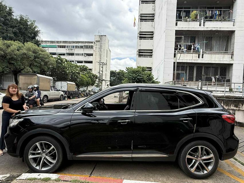 ขายดาวน์ MG HS 1.5X sunroof tops เจ้าของขายเอง รถสภาพสวยมือเดียว