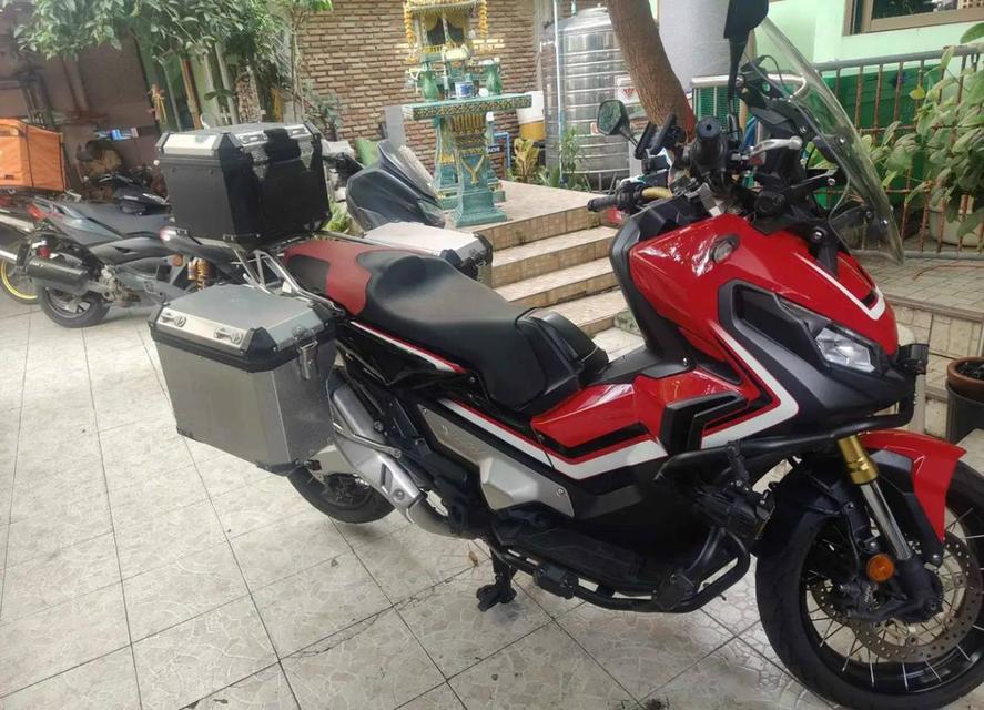 ขายรถจักรยานยนต์ Xadv 750 มือสอง 10