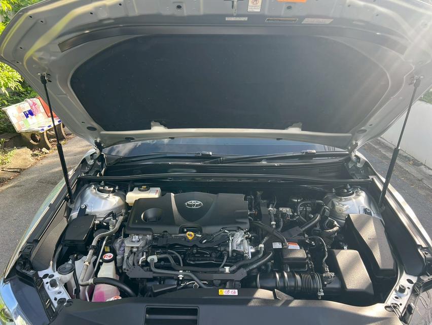 2019 Toyota camry​2.5 HV Premium รถบ้าน ไมล์น้อย 10