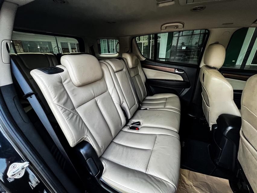 ขาย isuzu MU-X 3.0 Dvd ปี15 11