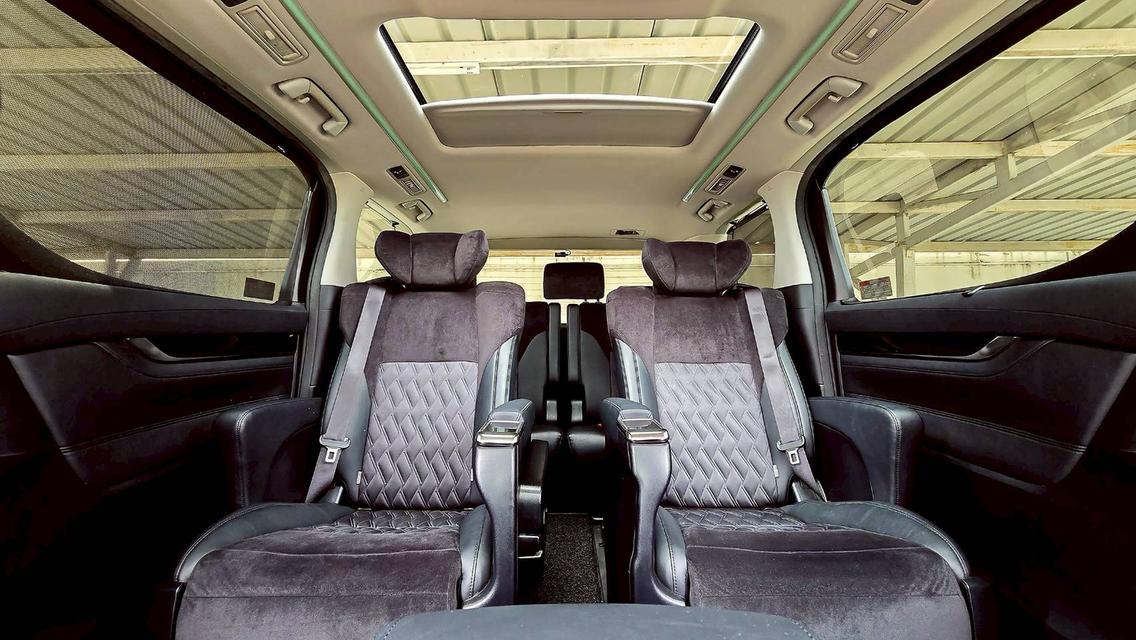ขาย Toyota Vellfire 2.5ZG ปี17 15