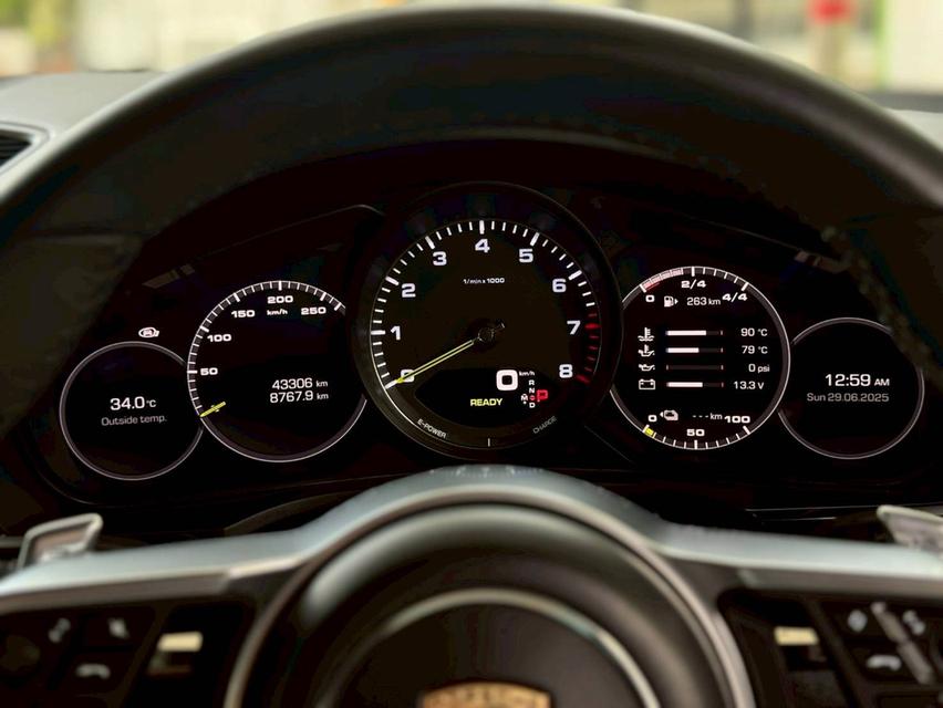 Porsche Cayenne e-hybrid Coupe 2019 รถสวยใหม่ โดดเด่นมีเสน่ห์สุดๆ 13