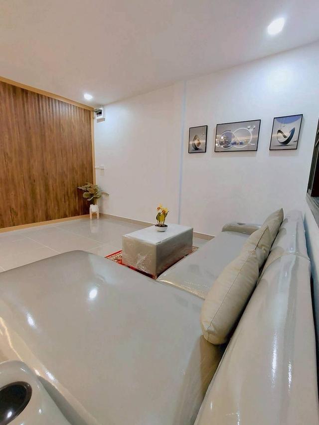 ม.บ้านฟ้ารังสิต 8