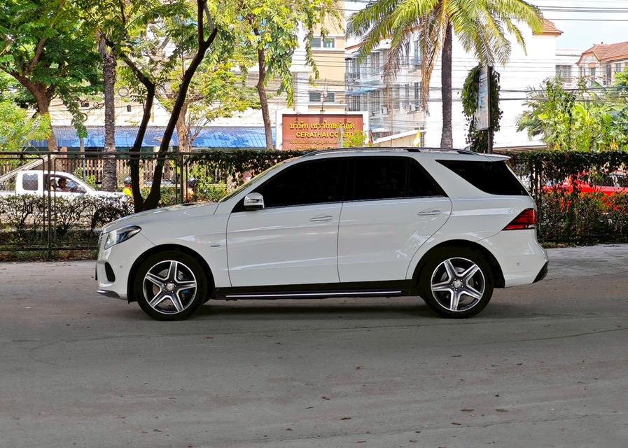 Mercedes Benz GLE500 e 4MATIC W166 AMG Dynamic ปี 2016 / 2018 รูปที่ 3