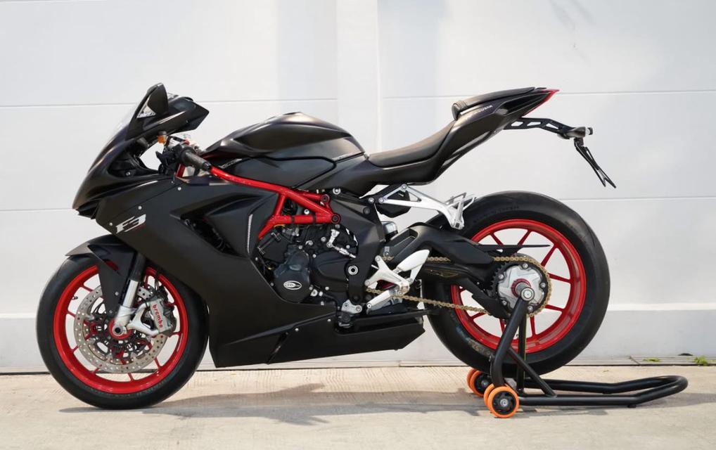 ปล่อยต่อรถมือ 2 MV Agusta 800 สภาพดี 4