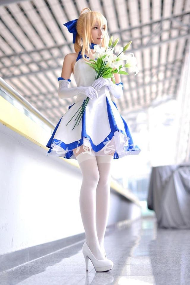 Saber Lily จาก Fate/ZERO ฉลองครบรอบ 10 ปีของ Type-Moon ชุดเดรสลิลลี่สีน้ำเงิน 5