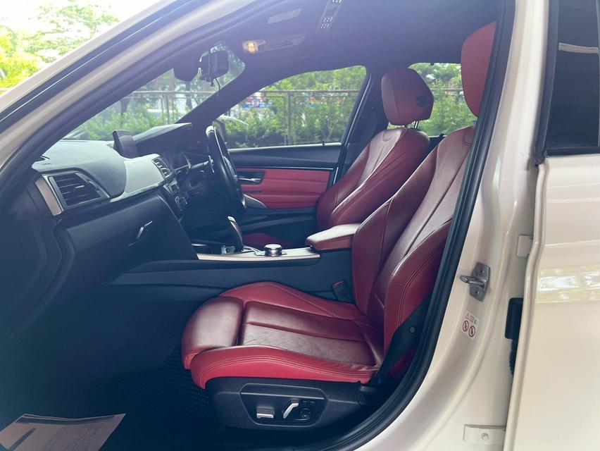 BMW 330e M Sport 20