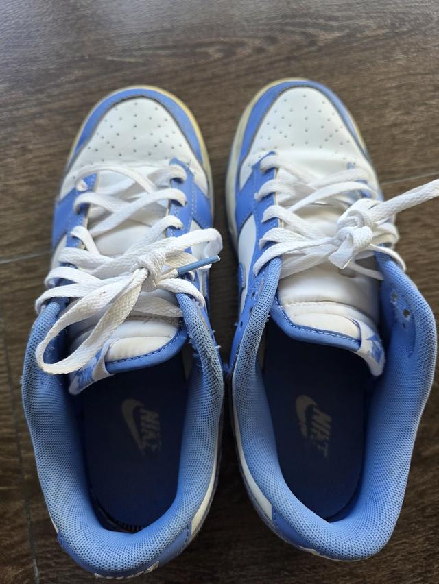 ð āļāļēāļĒāļĢāļāļāđāļāđāļē Nike āļĄāļ·āļāļŠāļāļ ð āļĢāļļāđāļ : Nike Dunk Low ð āđāļāļŠāđ : US 9 / EU 42.5 / 27 cm ðĻ āļŠāļĩ : āļāđāļē-āļāļēāļ§ / āļāļģ-āļāļēāļ§ āļŠāļ āļēāļ : āļĄāļ·āļāļŠāļāļ āđāļŠāđāļāđāļāļĒ āļĒāļąāļāļŠāļ§āļĒāļāļĒāļđāđ āļāļ·āđāļāļāļĩ āđāļŠ āļĢāļđāļāļāļĩāđ 6
