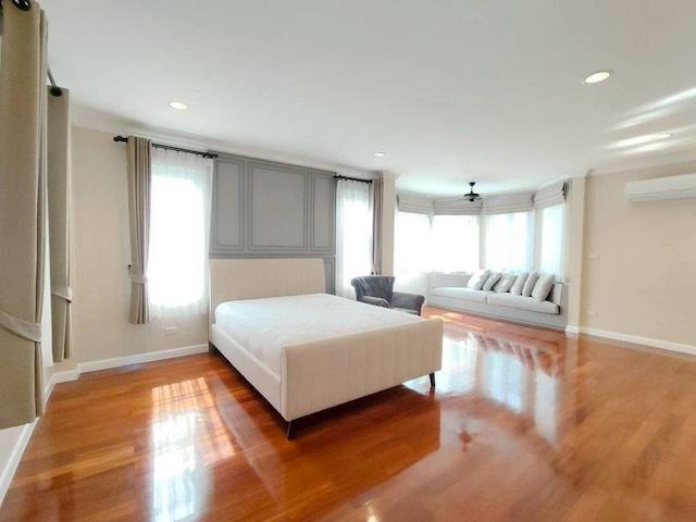 MHR204 ให้เช่าบ้านเดี่ยวหรู 3 ชั้นสไตล์ยุโรป Fantasia Villa Bangna เดินเพียง 350 เมตรถึง MRT สถานีศรีเอี่ยม 4