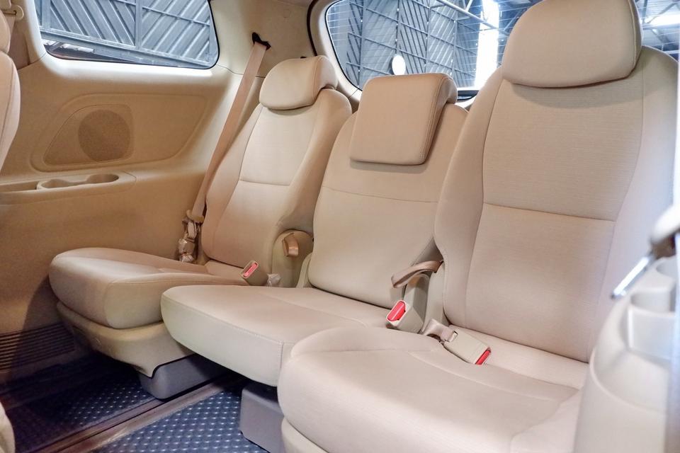 KIA GRAND CARNIVAL 2.2 LX ปี 2015 การันตีไมล์แท้ 58,xxx KM. 15