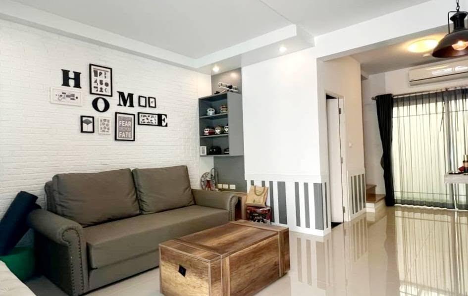 Townhome For Rent INDY BANGNA Km.7 9