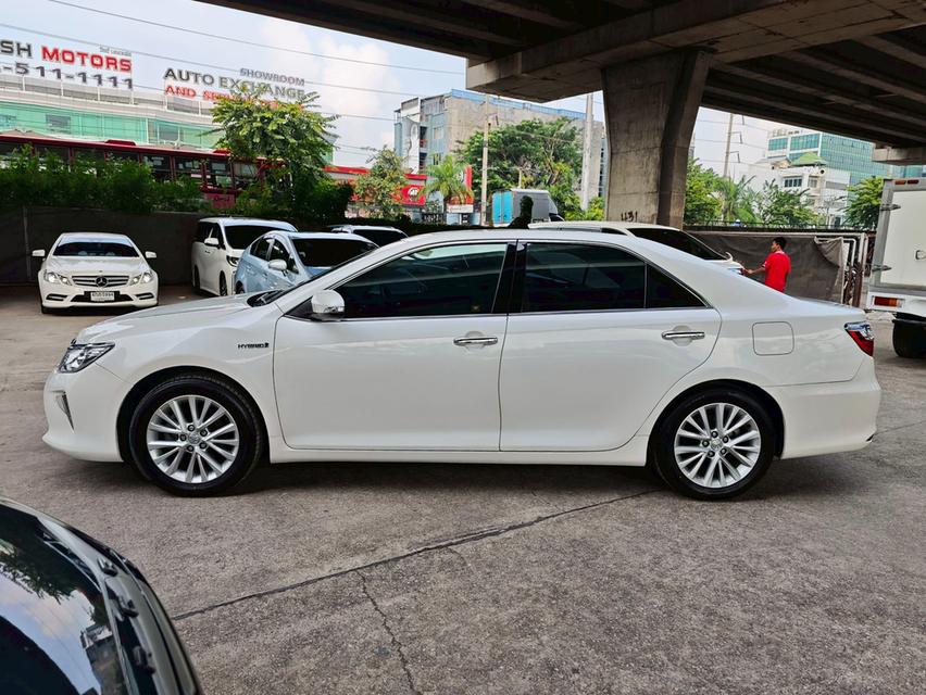 Toyota Camry 2.5 HYBRID ปี 2016  3
