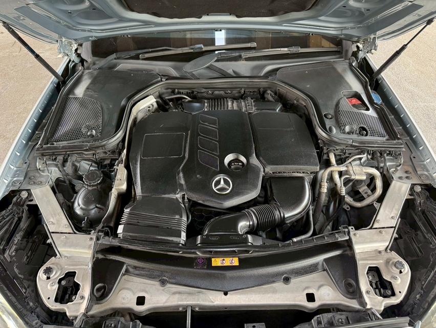 Mercedes-Benz E220d W213 Avantgarde Sedan AT ปี 2017 ดีเซล 10