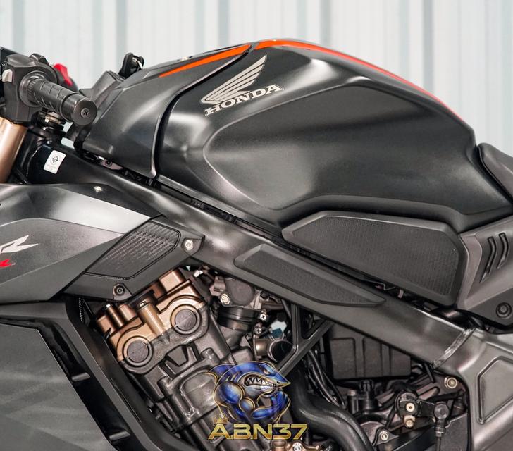 มอเตอร์ไซค์ Honda CBR650R มือสอง ปี 2020 รูปที่ 12