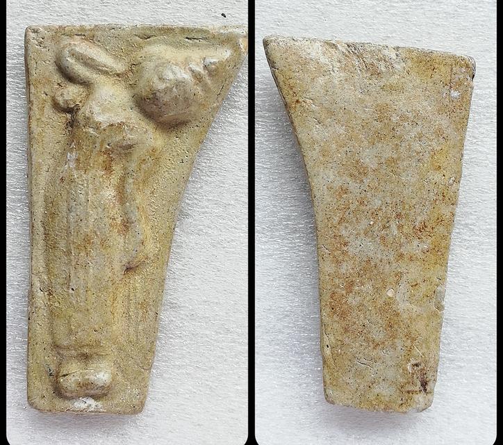 สมเด็จวัดไชโย พิมพ์ไสยาสน์ หลังรางลูกคิด หลังลายเครือเถาวัลย์ 5