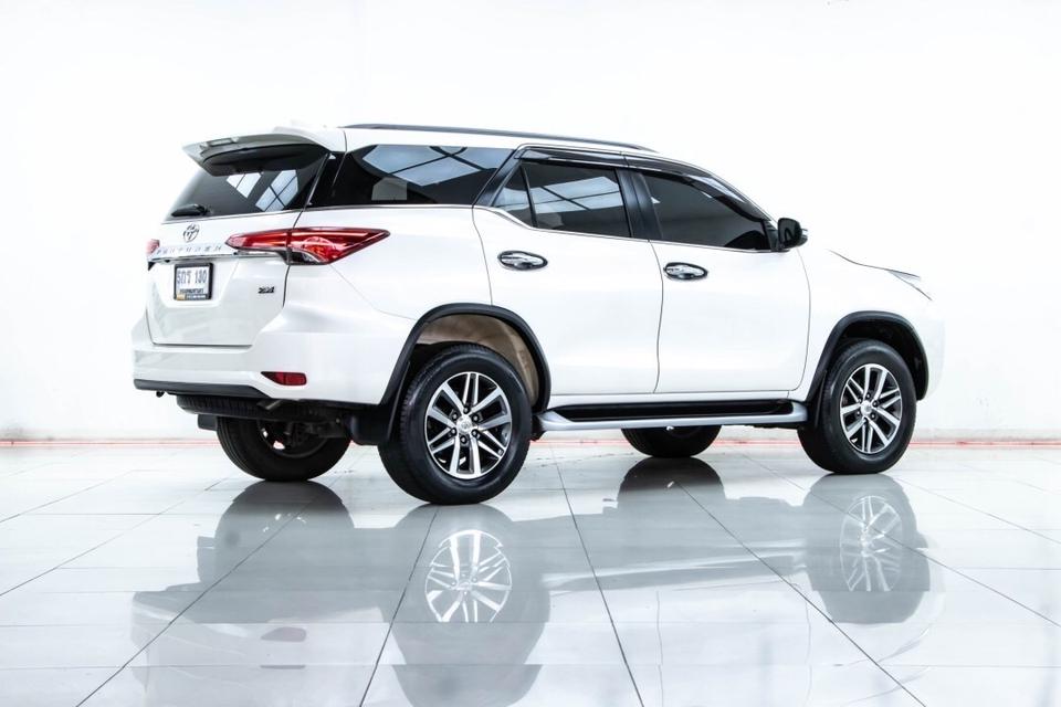 รหัสรถ 2A568 TOYOTA FORTUNER 2.4 V 4WD 2018 5