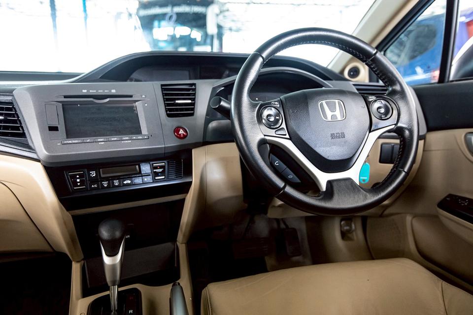 Honda Civic Fb 1.8E เบาะไฟฟ้า สีเทา ปี 2012 มือเดียวป้ายแดง 15