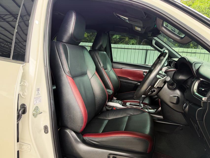 ð Toyota Fortuner Legender 2.4 4WD āļāļĩ 2023 āļŠāļĩāļāļēāļ§ āļĢāļļāđāļāļāđāļāļ āļŦāļĨāļąāļāļāļēāļāļģ āļāļāļāļāļąāđāļāđāļāđāļĄ āđāļāđāļāļēāļ 40,xxx āļāļĄ. āļāļĢāļ°āļ§āļąāļāļīāļāļĢāļ āđāļāđāļēāļāļāļāđāļāļĩāļĒāļ§ āļĢāļđāļāļāļĩāđ 12