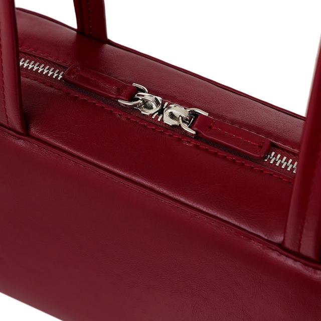 Stand Oil กระเป๋าสะพายไหล่ Post Bag ทรงกล่องสี่เหลี่ยม สีแดง หนังเทียม 100%, โพลีเอสเตอร์ 100%, ขนาด 22.5 x 12.5 x 7.6 cm., 285 g. ความยาวสาย 30 cm. 4