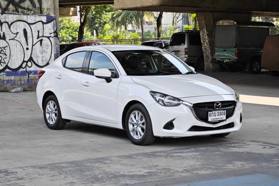 Mazda 2 1.5 XD Sedan ดีเซล AT ปี 2017 3
