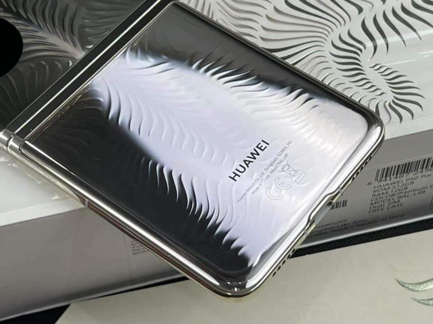 ขาย/แลก Huawei P50 Pocket Premium Edition 12/512GB Premium Gold ศูนย์ไทย ใหม่มาก แท้ ครบยกกล่อง เพียง 39,900 บาท  3