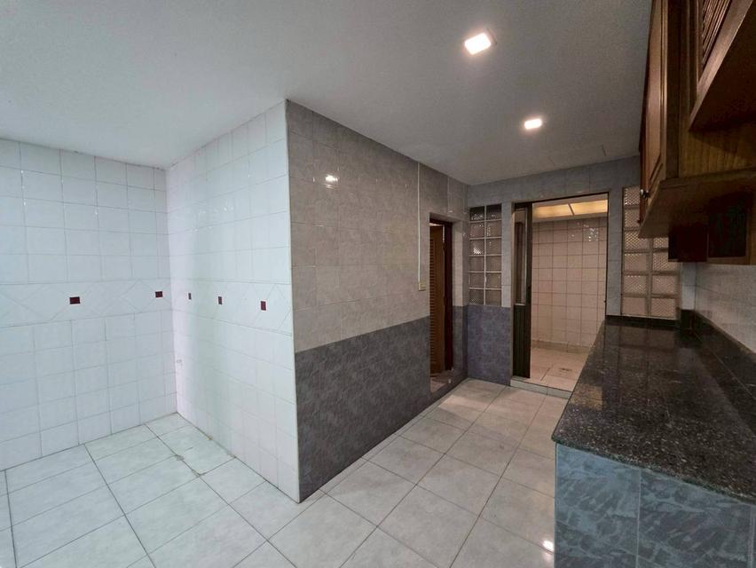 ให้เช่าทาวน์เฮ้าท์ 2 ชั้น หมู่บ้านพิบูลเวศน์ เหมาะทำธุรกิจ ซ.สุขุมวิท71 (N.1982) 3