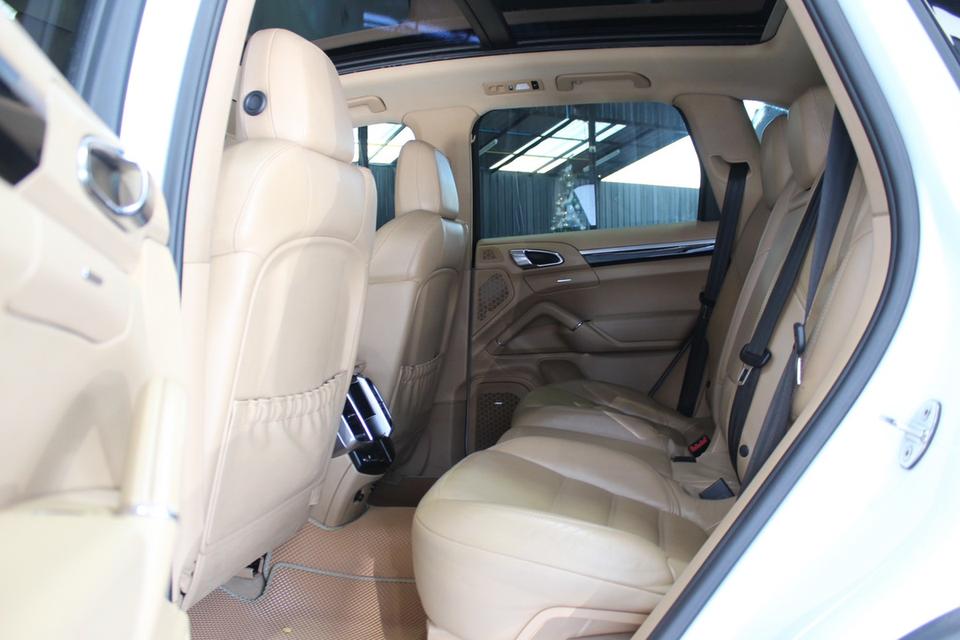 รหัสรถ JRS4701 📌 Porsche Cayenne S Hybrid ปี 2013 19