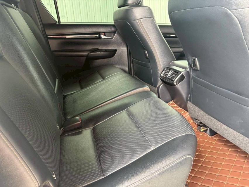 Toyota Revo 2.4Rocco ปี20 11