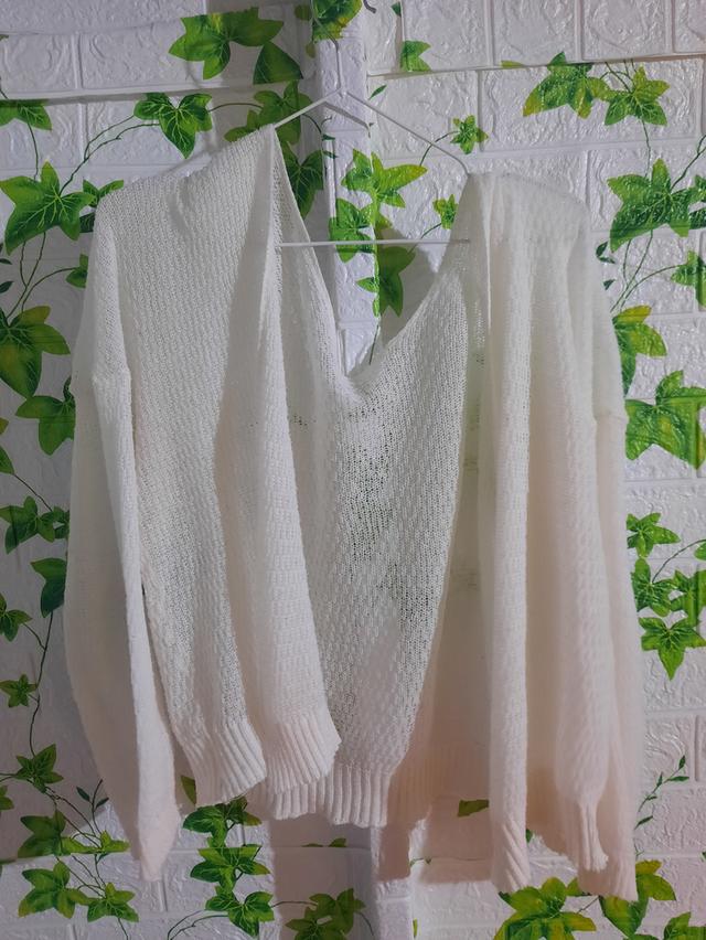 ปล่อยต่อเสื้อผ้ามือสอง