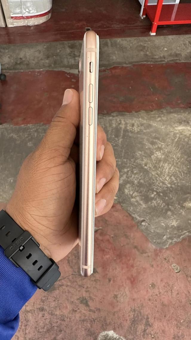 iPhone 8 256 GB 3