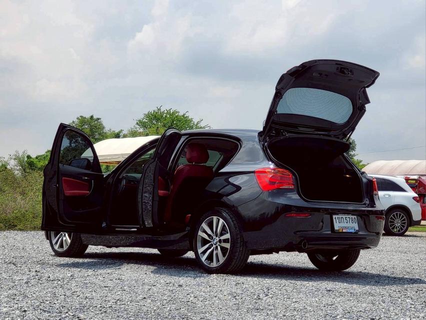 BMW 118i Sport Line Hatchback (F20) LCI 2016 แฮทช์แบ็กสุดหรู คล่องตัว ปลอดภัย ราคาประหยัด 10