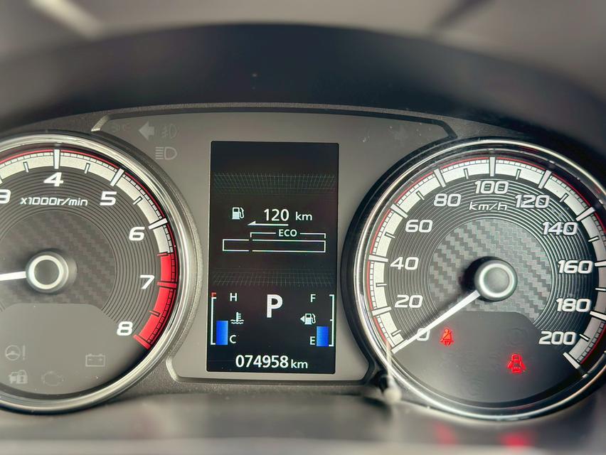 รหัสรถ PAT6587 MITSUBISHI XPANDER 1.5 GT สีดำ ปี 2021 9