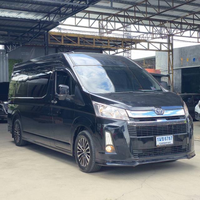 รหัสรถ BAC6787 🚐 New Toyota Commuter 2.8 (VIP) 6AT ปี 2020/21 สีดำ