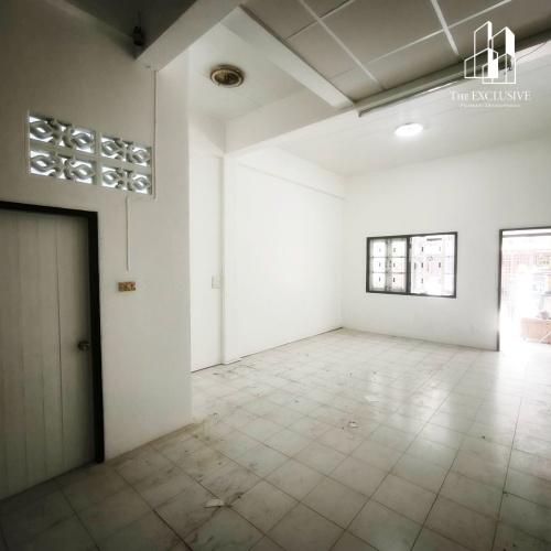 ขายทาวน์เฮ้าส์ 2 ชั้น ราคาถูกกว่าประเมิน หมู่บ้านมนชญา 2 ซอยสายไหม 49 โอกาสดี! บ้านราคาต่ำกว่าประเมิน 4