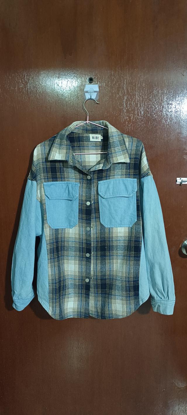 เสื้อเชิ้ตราคาถูกสภาพดีแบรนด์ไทย