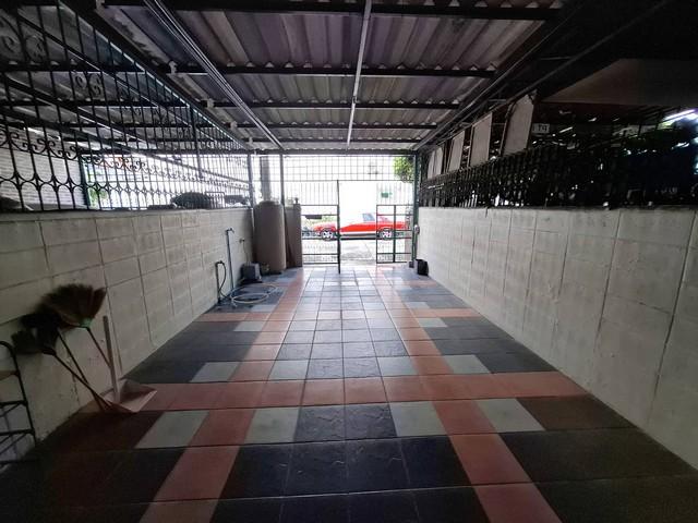 ให้เช่า ทาวน์เฮ้าส์ 2ชั้น 22ตรว. ถนน ประดิษฐมนูธรรม ใกล้ทาวน์อินทาวน์ 2
