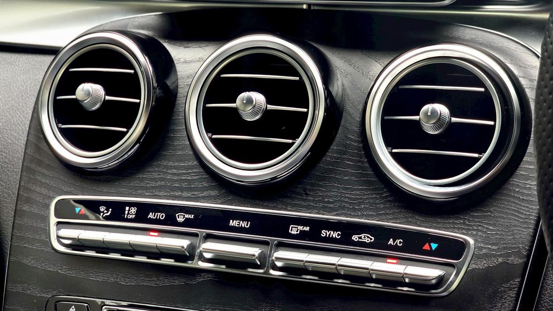 รหัสรถ WB36 Benz Glc 250d  Amg รุ่นท็อปสุด ปี 2018 19
