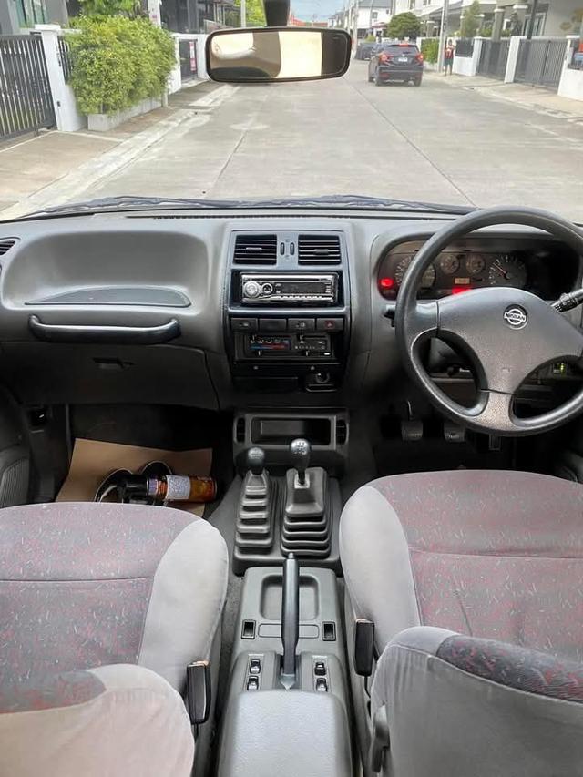 Nissan Terrano 1997 12