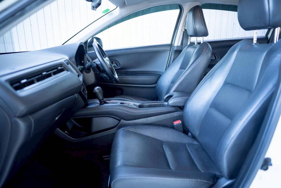 HONDA HRV 1.8 E ปี 2018 โฉม ปี14-21 12