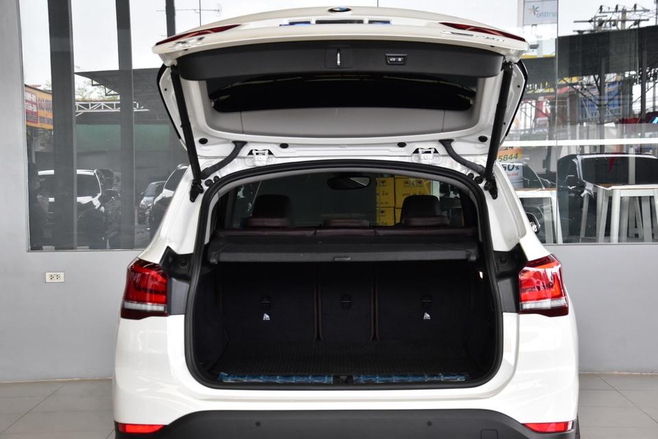รหัสรถ TKG6226 BMW X1 2.0 sDrive20d xLine ปี 2021 8