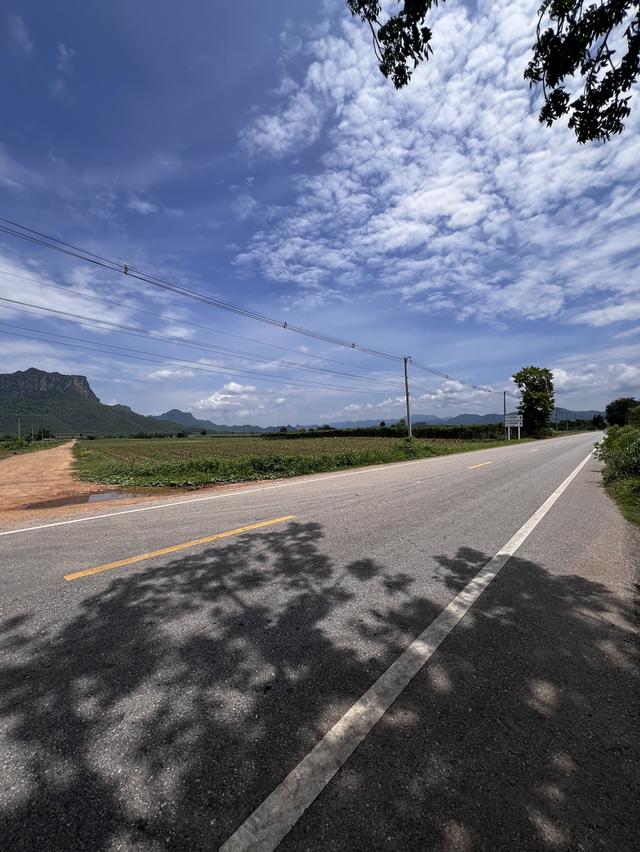 ขายที่ดิน206ไร่ ต.ไทรโยค ติดถนน ติดภูเขา ทำเลทอง  3