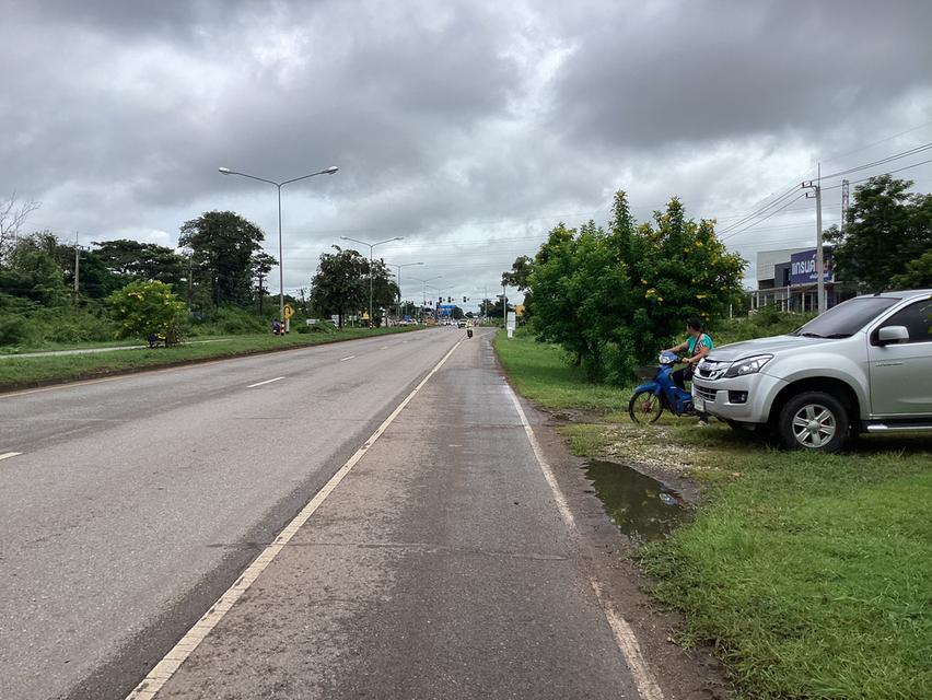 ที่ดินทำเลทอง!ติดถนนเมนหลักใกล้มหาลัยนครพนม 3