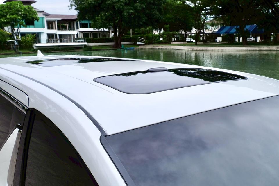 Toyota Alphard 2.5 SR-C Package ปี 2022 สีขาว ไมล์น้อย รถสวยพร้อมใช้สุด รูปที่ 8
