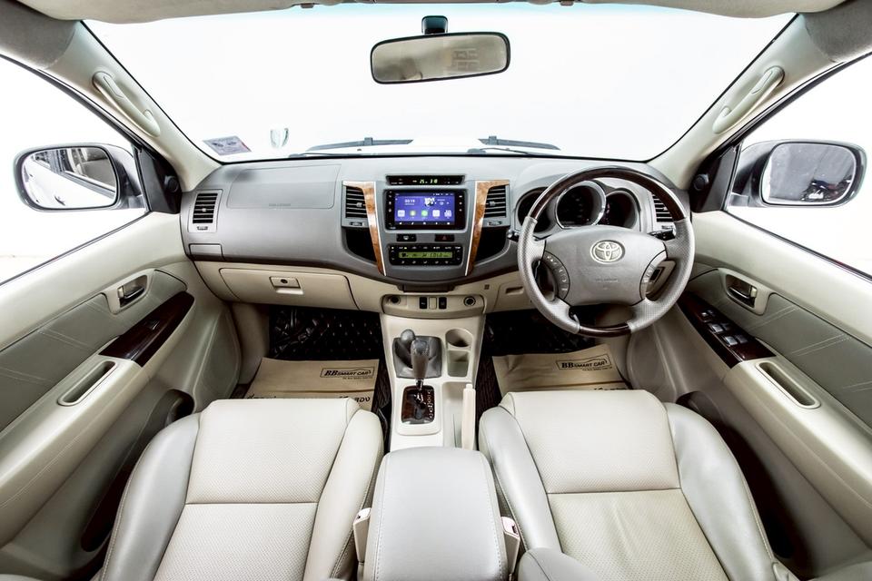 TOYOTA FORTUNER 3.0 V 2006  12
